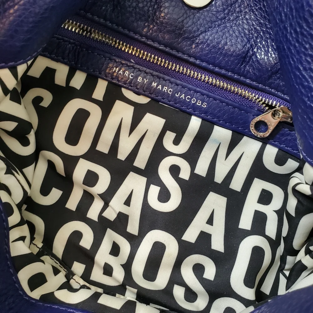 MARC BY MARC JACOBS - Classic Q Hillier Hobo Crossbody Shoulder Bag Deep Blue